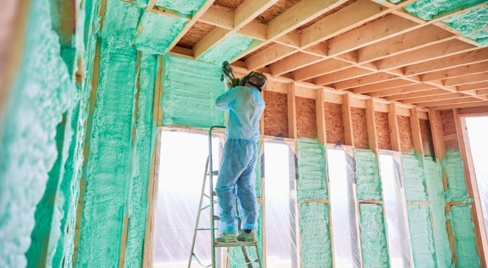 Isolation par soufflage : une solution efficace pour les combles perdus
